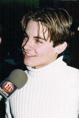 2000_281029.jpg
