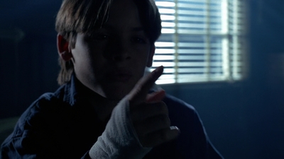 The_X-Files_S03E11_mp40768.jpg