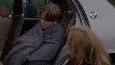The_X-Files_S03E11_mp41857.jpg