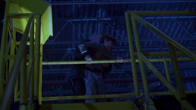 The_X-Files_S03E11_mp42357.jpg
