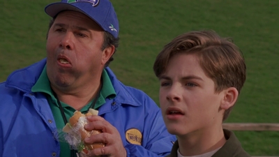1998_-_Air_Bud_Golden_Receiver_mp41284.jpg