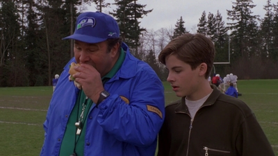 1998_-_Air_Bud_Golden_Receiver_mp41305.jpg