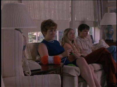 Twice_in_a_Lifetime_S01E07_mkv1153.jpg