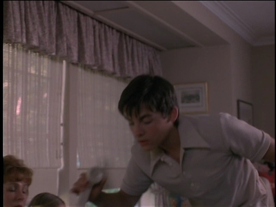 Twice_in_a_Lifetime_S01E07_mkv1174.jpg