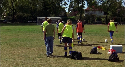 2000_-_Air_Bud_3_World_Pup_mp41137.jpg