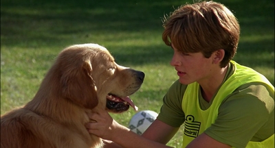 2000_-_Air_Bud_3_World_Pup_mp41261.jpg