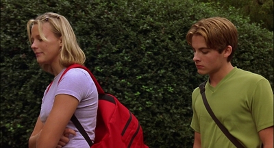 2000_-_Air_Bud_3_World_Pup_mp41328.jpg
