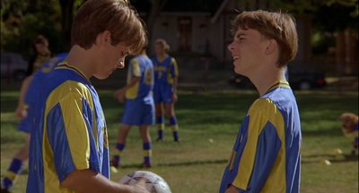 2000_-_Air_Bud_3_World_Pup_mp41607.jpg