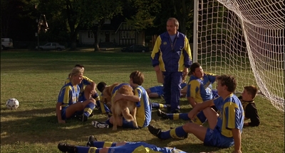 2000_-_Air_Bud_3_World_Pup_mp41631.jpg