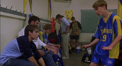 2000_-_Air_Bud_3_World_Pup_mp42525.jpg