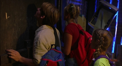 2000_-_Air_Bud_3_World_Pup_mp43992.jpg