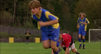 2000_-_Air_Bud_3_World_Pup_mp44387.jpg