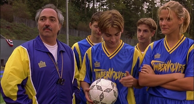 2000_-_Air_Bud_3_World_Pup_mp44433.jpg