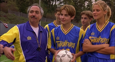 2000_-_Air_Bud_3_World_Pup_mp44434.jpg