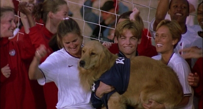 2000_-_Air_Bud_3_World_Pup_mp44684.jpg