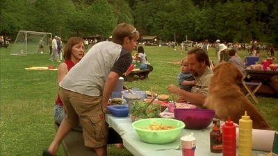 2002_-_Air_Bud_Seventh_Inning_Fetch_mp40257.jpg