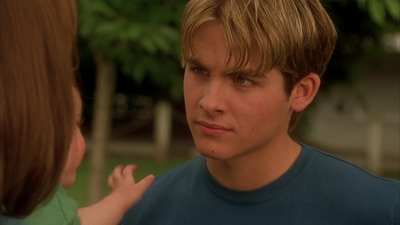 2002_-_Air_Bud_Seventh_Inning_Fetch_mp40644.jpg