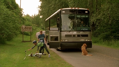 2002_-_Air_Bud_Seventh_Inning_Fetch_mp40766.jpg