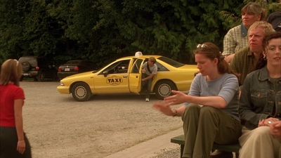 2002_-_Air_Bud_Seventh_Inning_Fetch_mp40918.jpg