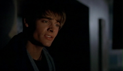 2003_-_Fear_of_the_Dark_avi2416.jpg