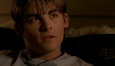 2003_-_Fear_of_the_Dark_avi4864.jpg