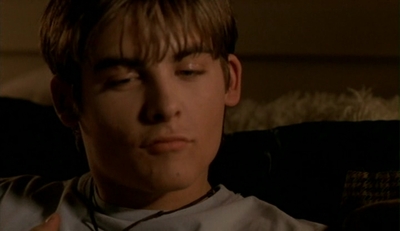 2003_-_Fear_of_the_Dark_avi4869.jpg