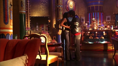 Smallville_S03E07_mp44072.jpg