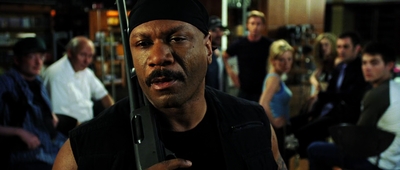 2004_-_Dawn_of_the_Dead_mp44926.jpg