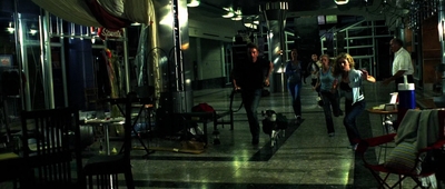 2004_-_Dawn_of_the_Dead_mp45584.jpg