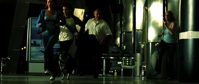 2004_-_Dawn_of_the_Dead_mp45591.jpg