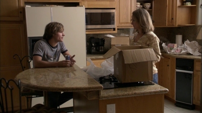 2004_-_The_Hollow_mp42275.jpg