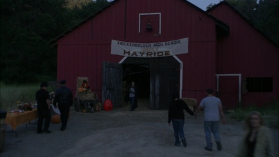 2004_-_The_Hollow_mp42301.jpg