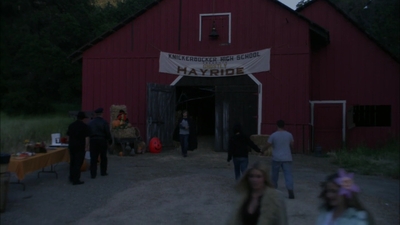 2004_-_The_Hollow_mp42302.jpg
