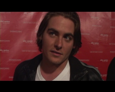 WalkingTheRedCarpet_28429.jpg