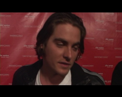 WalkingTheRedCarpet_28529.jpg