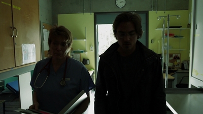 2011_-_Vampire_mp45817.jpg