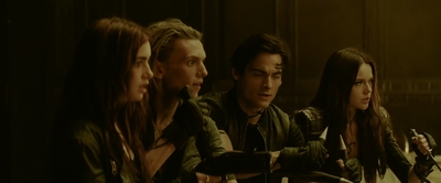 2013_-_The_Mortal_Instruments_City_of_Bones_mkv3462.jpg