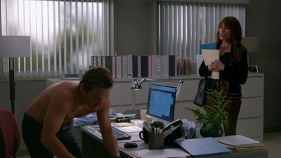 Rebel_S01E01_mkv0910.jpg