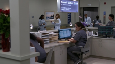 Rebel_S01E02_mkv2709.jpg