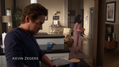 Rebel_S01E09_mkv0273.jpg
