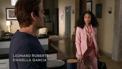 Rebel_S01E09_mkv0324.jpg