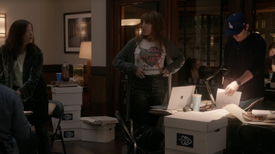 Rebel_S01E10_mkv2970.jpg