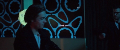 2011_-_Girl_Walks_Into_A_Bar_mp42585.jpg