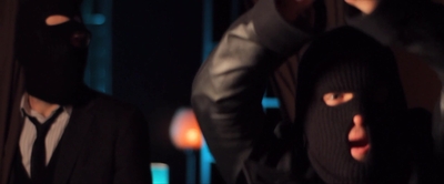 2011_-_Girl_Walks_Into_A_Bar_mp42743.jpg