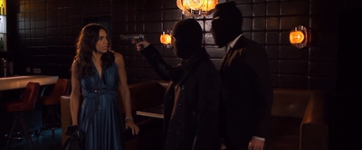 2011_-_Girl_Walks_Into_A_Bar_mp42751.jpg
