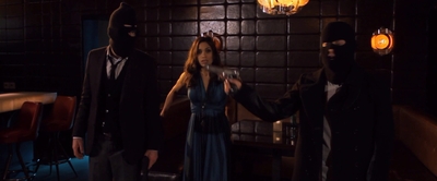 2011_-_Girl_Walks_Into_A_Bar_mp42788.jpg