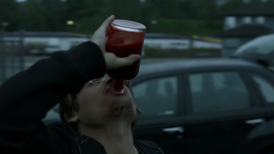 2011_-_Vampire_mp41253.jpg
