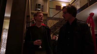 2011_-_Vampire_mp42031.jpg