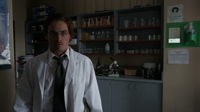 2011_-_Vampire_mp43009.jpg