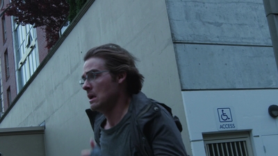 2011_-_Vampire_mp46275.jpg